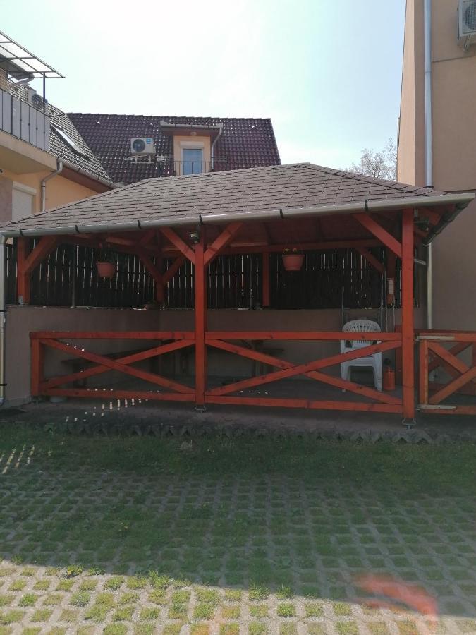 Zita Apartman Eger Exterior foto