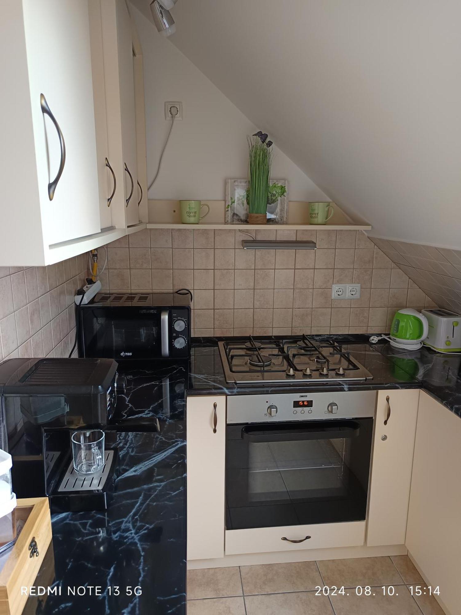 Zita Apartman Eger Quarto foto